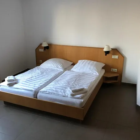 Heimliche Liebe 3* אסן